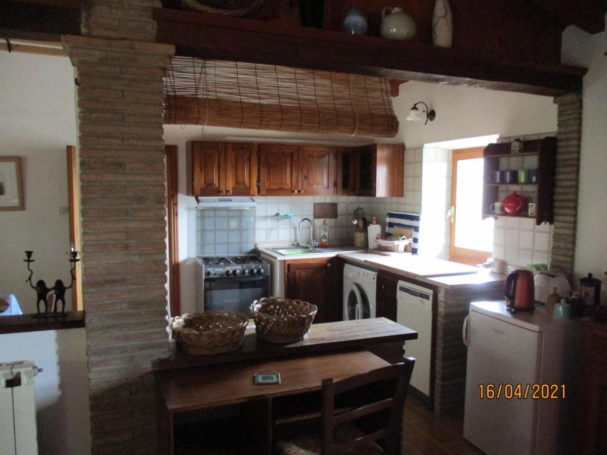 Localita S Cecilia 30, Urbania Διαμέρισμα Εξωτερικό φωτογραφία